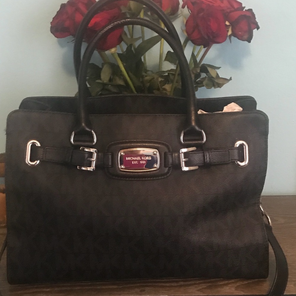 MK purse